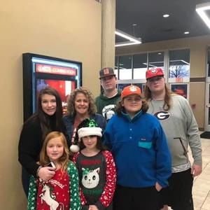 Meet your Posher, Debbie